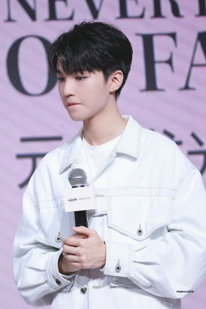 可爱更嗲,是拿捏人类的撒娇猫咪060606    #n年前今天的王俊凯