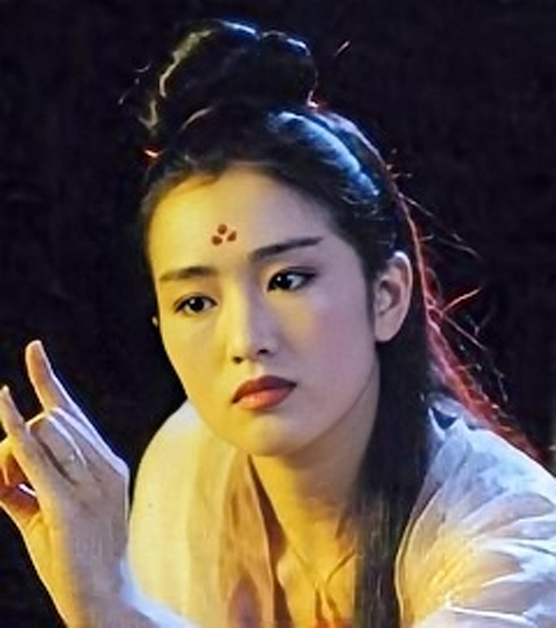 巩俐年轻时候照片,青春可人气质优雅,惊艳了梦幻时光