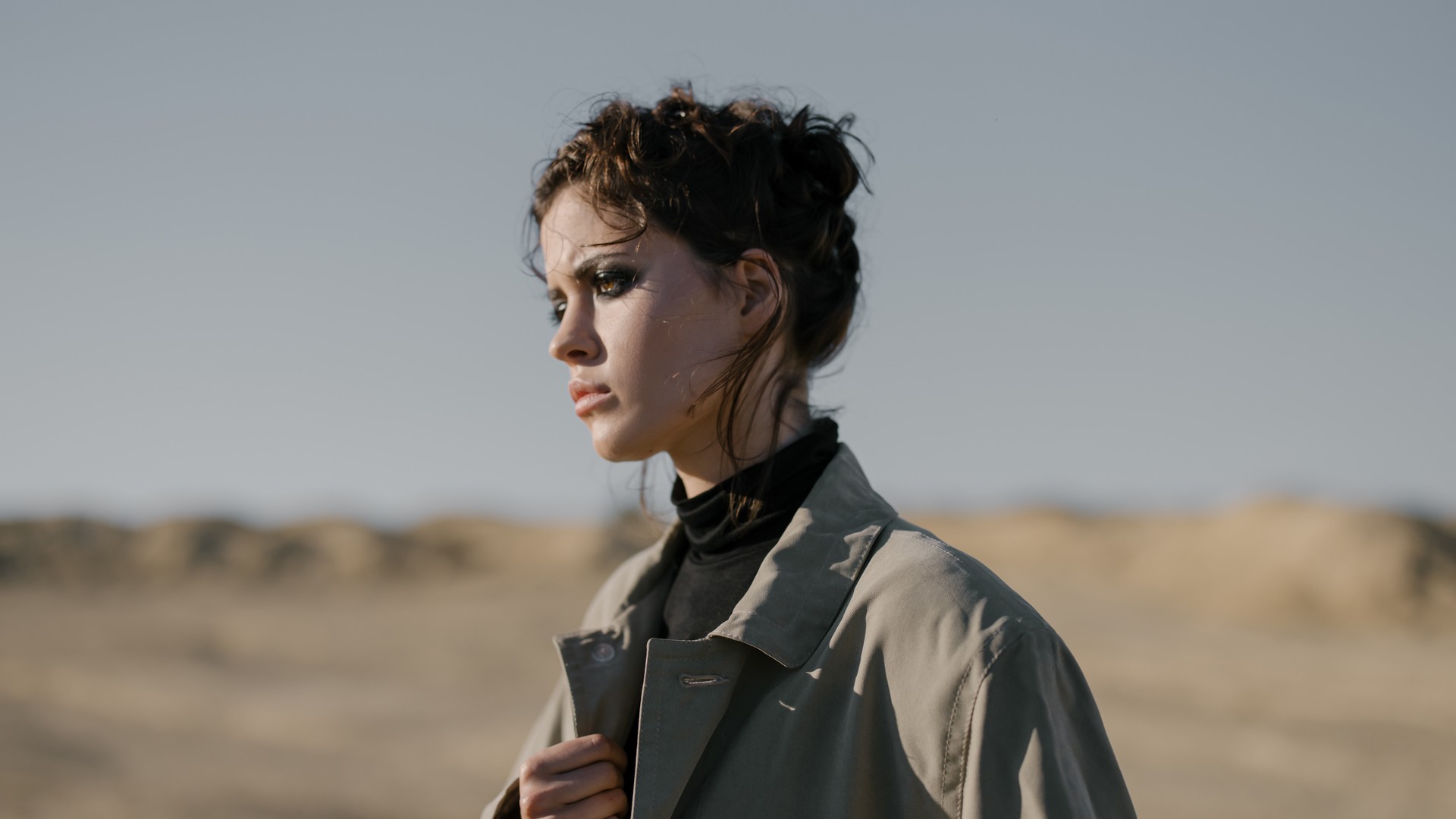 成熟性感欧美美女高清桌面壁纸