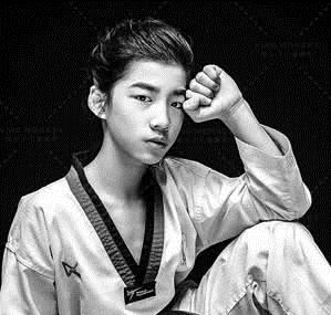 说起华语的功夫明星,大家都会想到成龙,李连杰,甄子丹,赵文卓,吴京