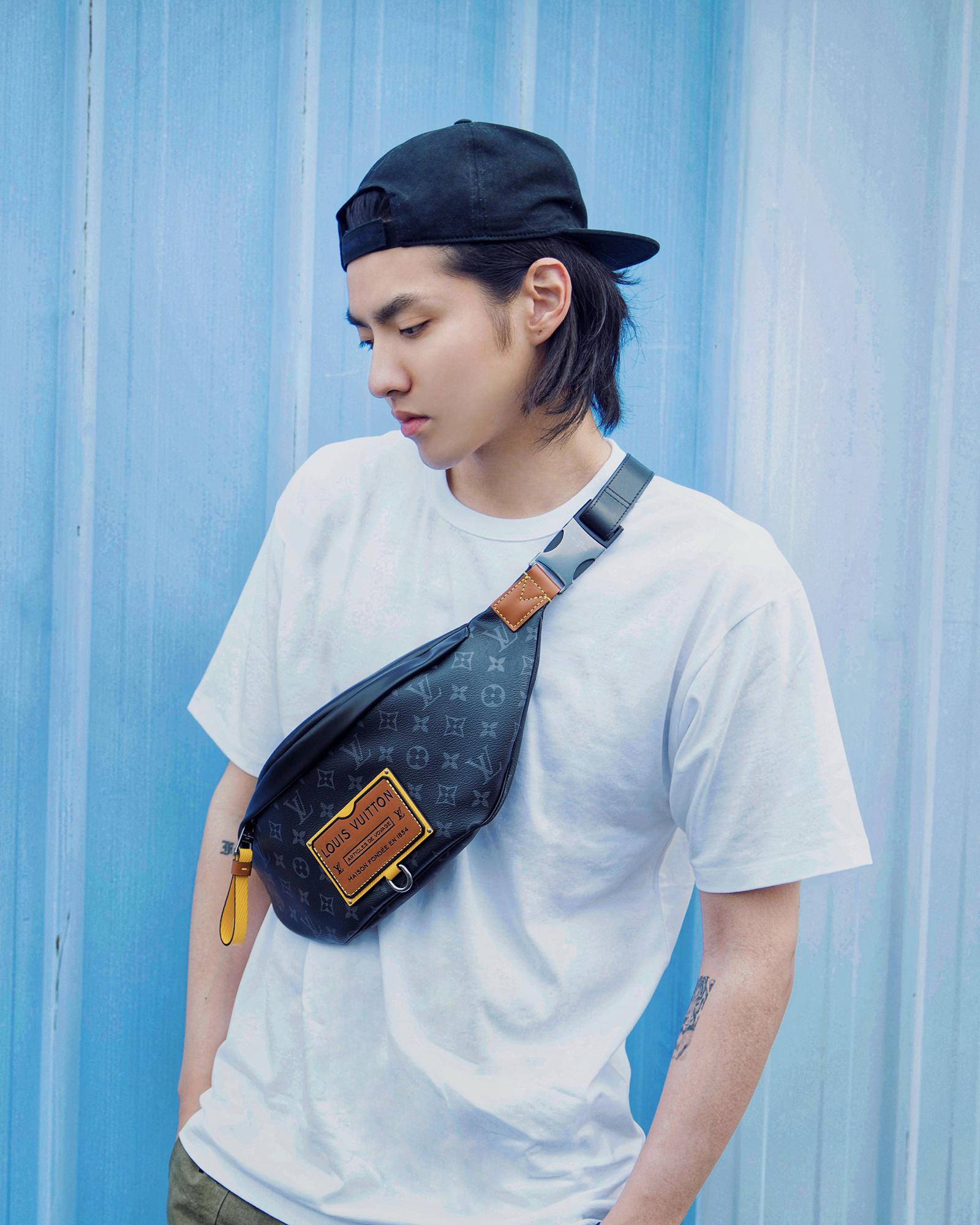 品牌代言人吴亦凡演绎路易威登全新gastonlabels系列包袋