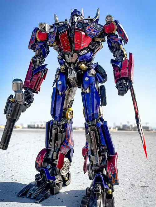 变形金刚threezerodlx擎天柱