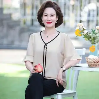 夏季衣服新款妈妈夏装短袖t恤50岁60中老年人雪纺衫米白色上衣xl建议