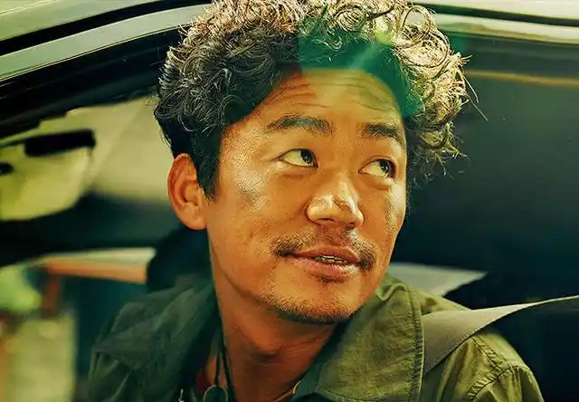 唐人街探案:王宝强要8000万片酬,原来那颗金牙是为了打造新形象