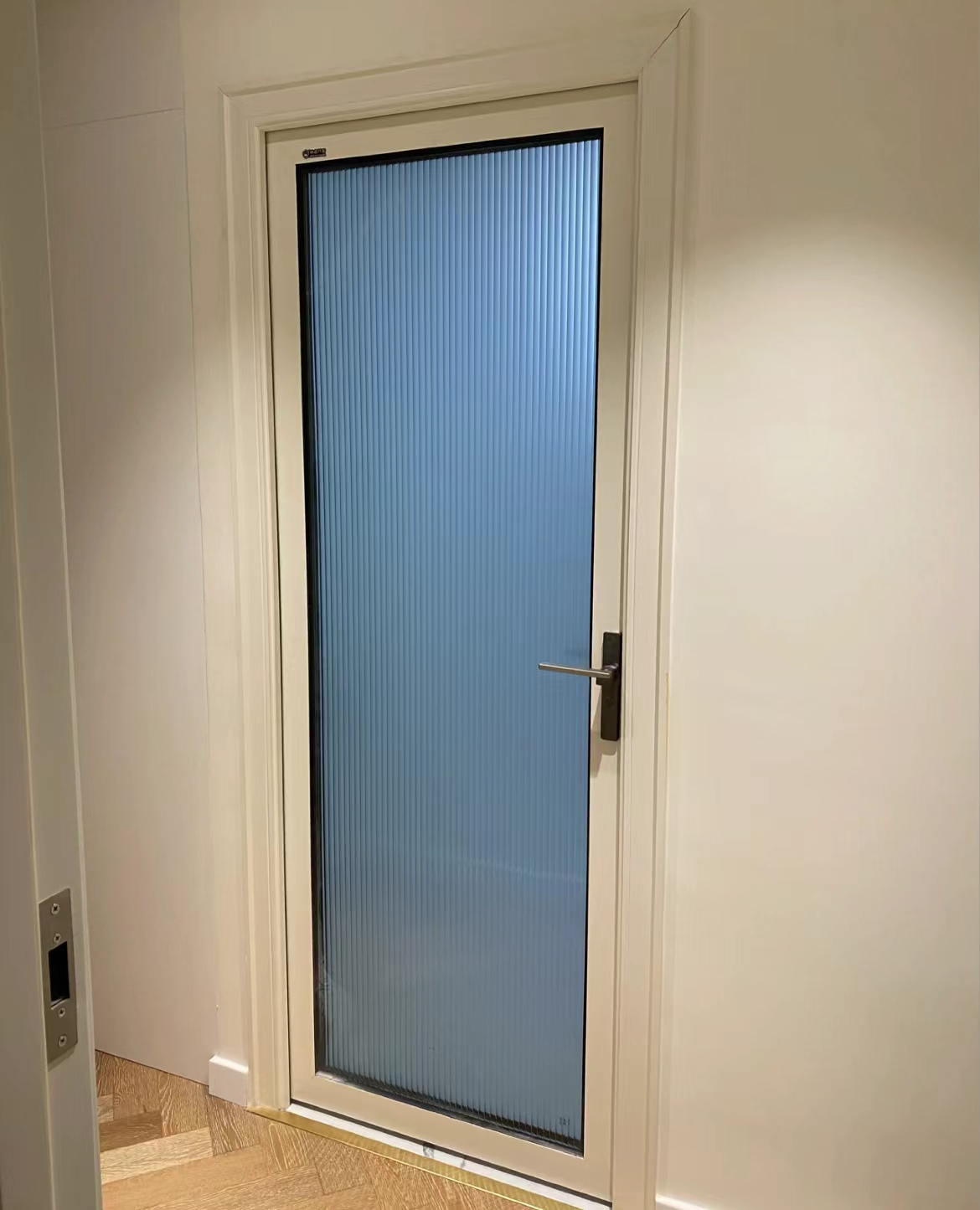 年度最美玻璃门已列齐,再装修照着选就行,让家美的不可方物