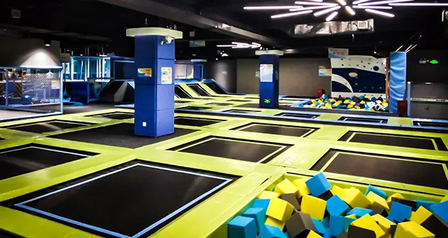 反弹蹦床公园(大连开发区万达广场店)