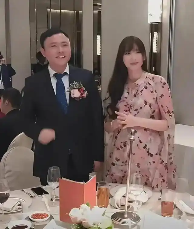 吴佩慈现身苏打绿演唱会!心情大好.纪晓波疑仍下落不明