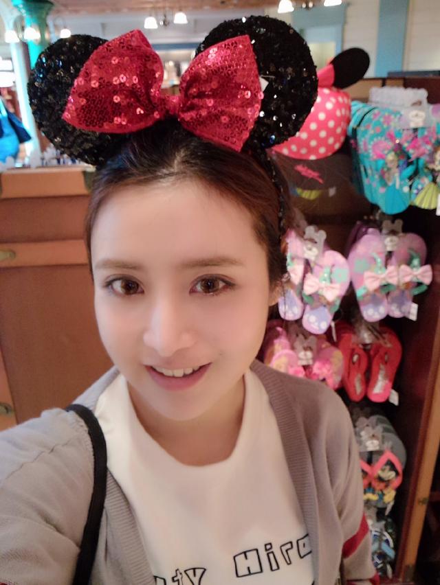 王思聪出价500w请她 童话镇陈一发海量私房照曝光