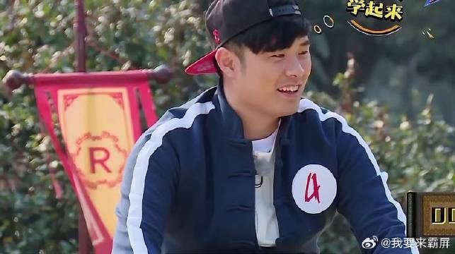 蹦床游戏比赛,陈赫体重终于发挥作用,开心坏了|陈赫|奔跑吧_新浪新闻