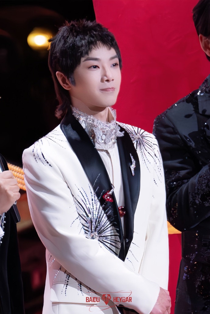 祝华晨宇0207生日快乐##华晨宇湖南春晚代言人