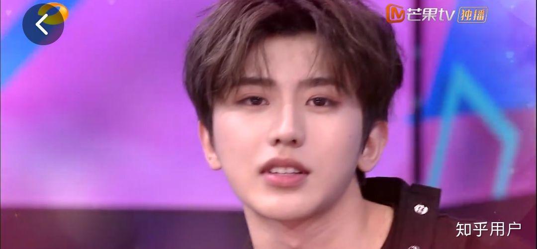 如何评价ninepercent在快乐大本营2018060216的表现