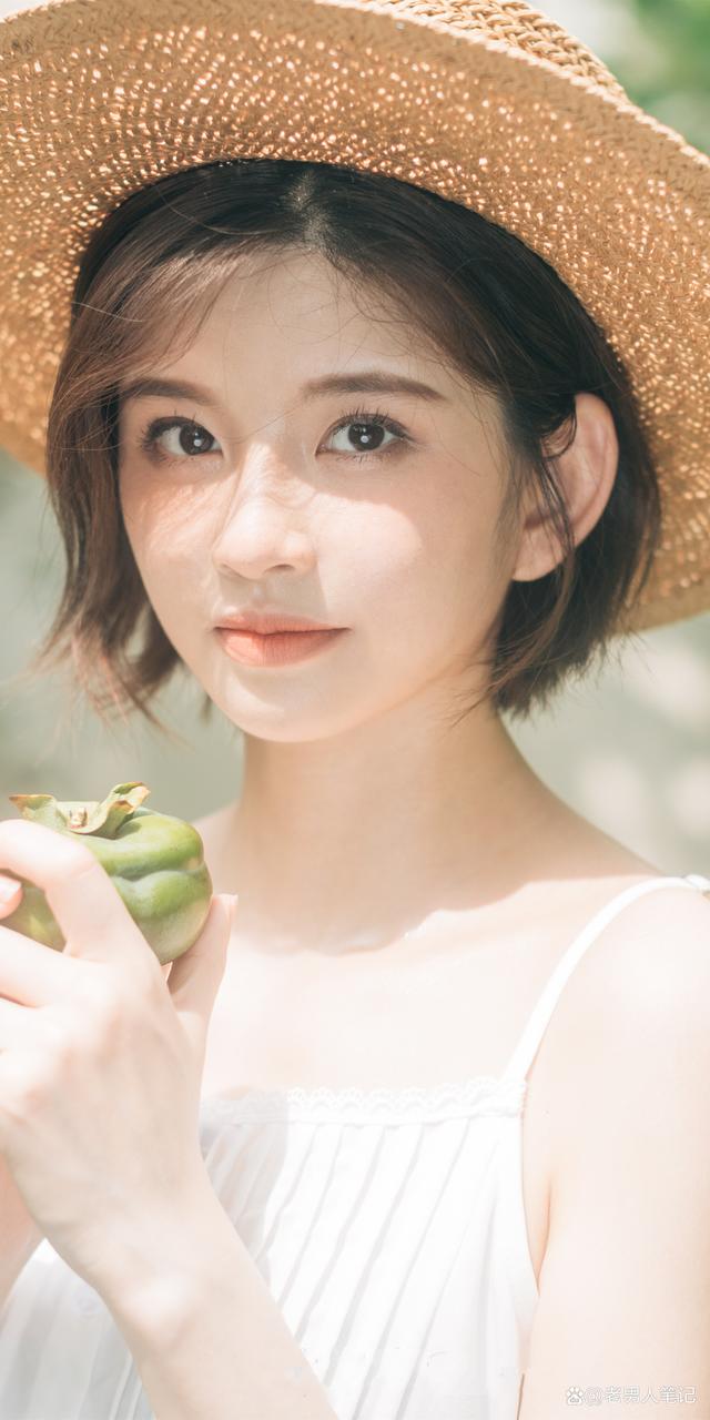 林思意,浪漫私服写真图片集合,唯美小清新活力十足