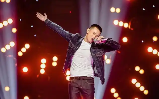 汪峰学员张恒远去世,妻子毕夏发布讣告,带着泪水和儿子坚强生活