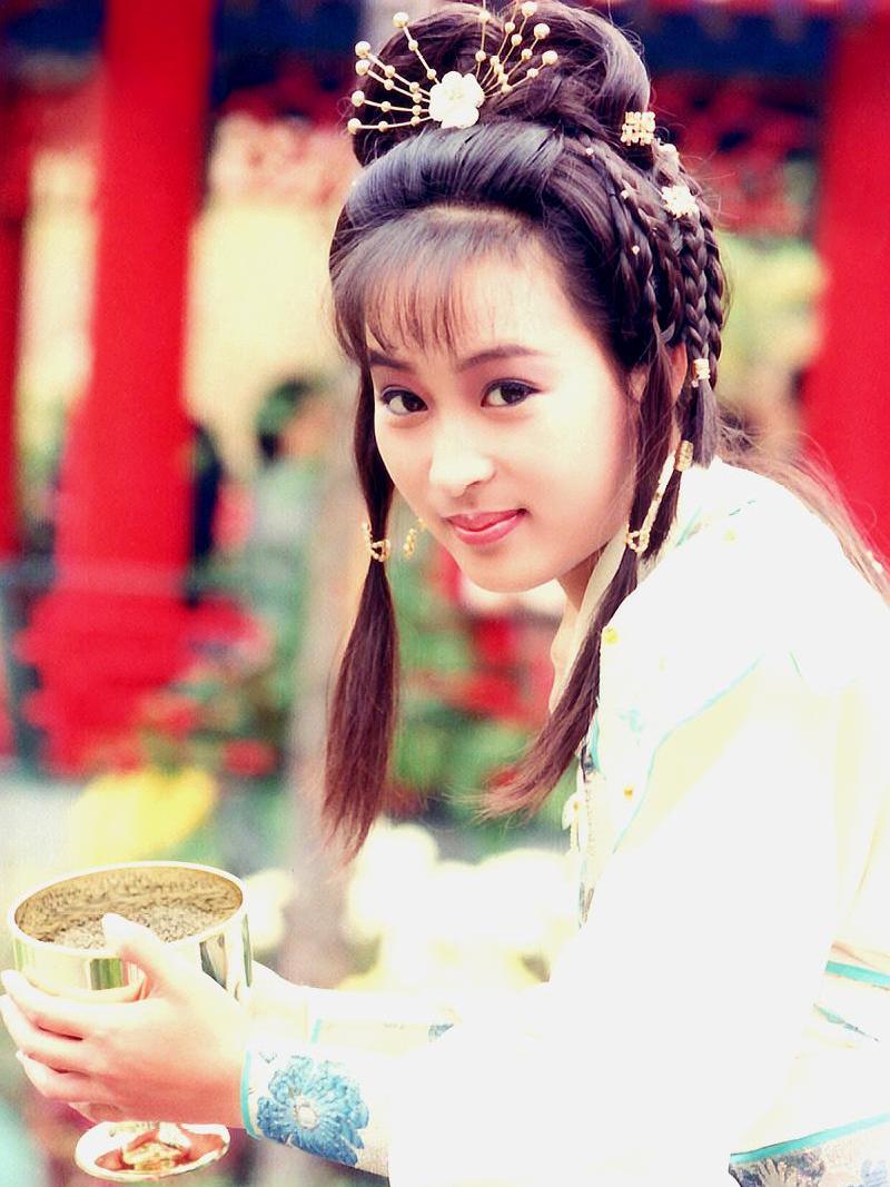80年代女神,港剧当家花旦,第一古装美人,当红时息影嫁富商!
