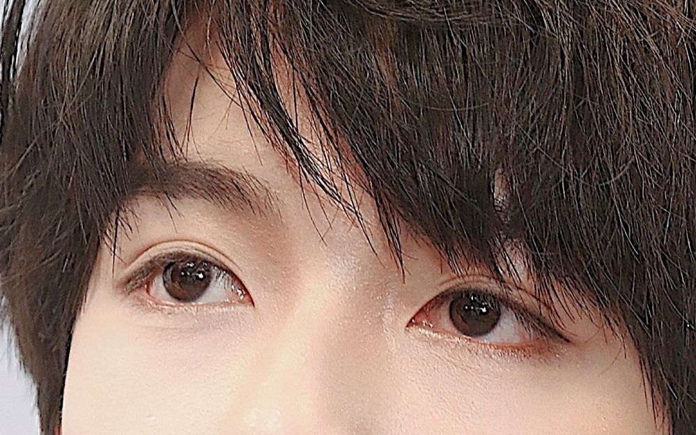 贺峻霖桃花眼到底有多好看16岁绝美少年用22秒告诉你