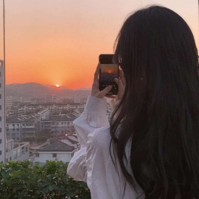 祁宋ins唯美森系女生真人头像