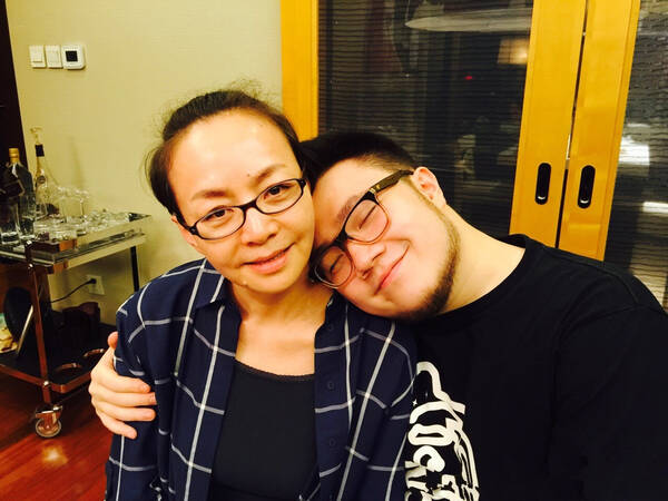 《跨界歌王》巴图首谈继父赵玉吉:让我有个正常童年