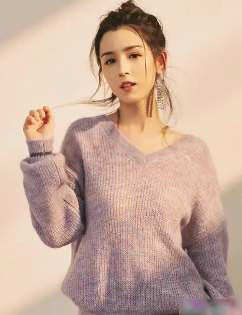 新疆女艺人,你比较吃谁的颜