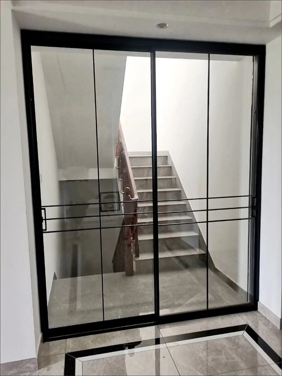 透明玻璃地轨推拉门阳台门,物美价廉