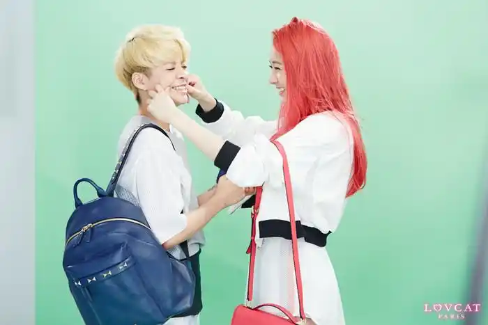 fx组合##郑秀晶～刘逸云#明星