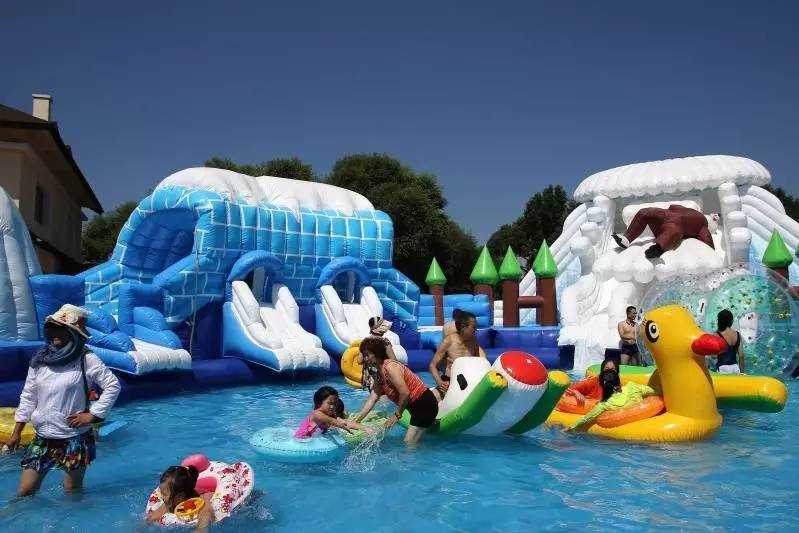 月亮湾水上乐园一票到底