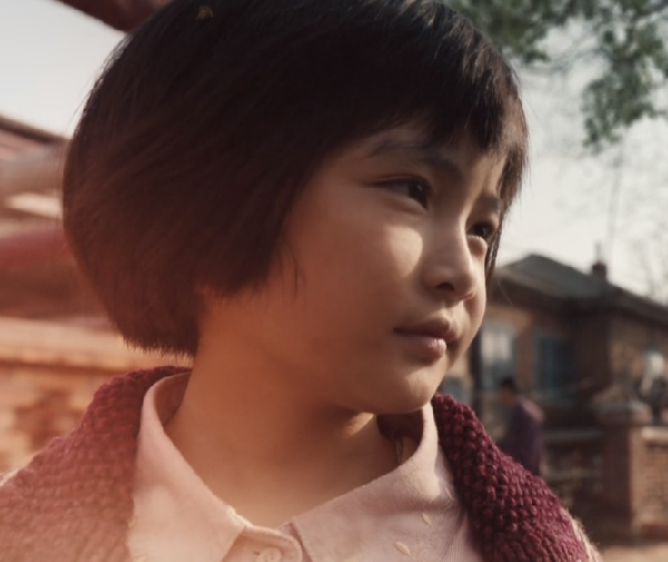 从《加油妈妈》到《我们的日子》,九岁的李洛伊越来越有灵气了