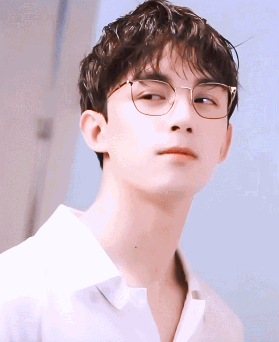 (8)回应 我是l2020-11-13 11:57:12   你什么时候才能像爱护陈飞宇一