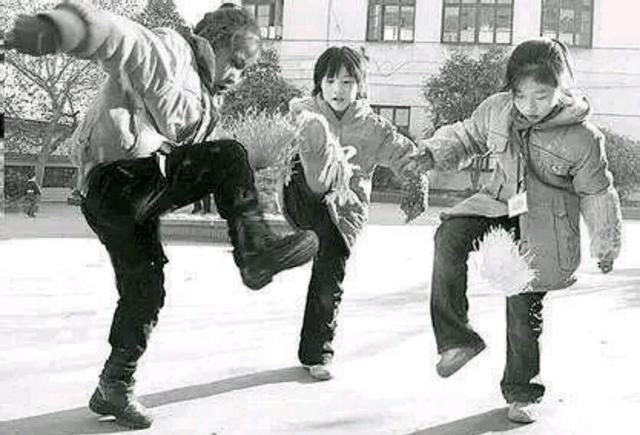 六一儿童节到了,让我们回到70年代人的童年记忆