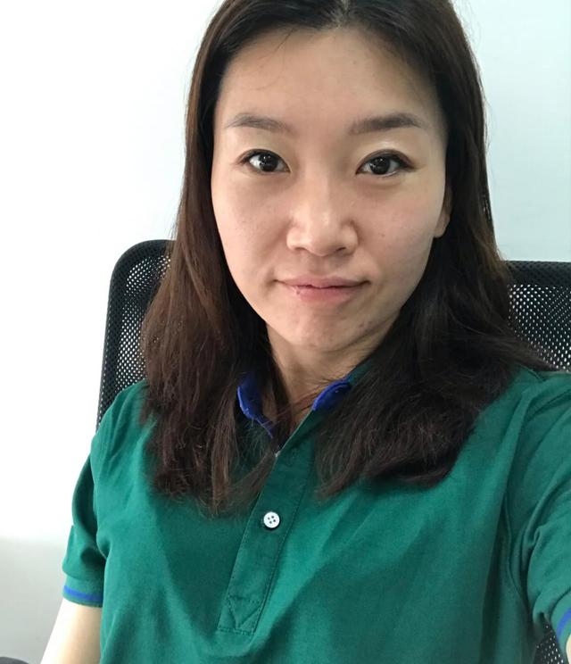 40岁女人不会化妆没关系,学会这几个技巧,"素颜"出街就很漂亮