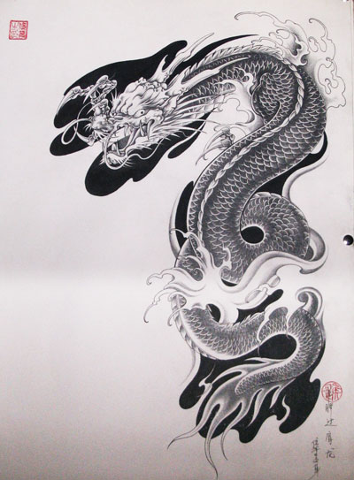 一款不错的披肩龙纹身图案图片