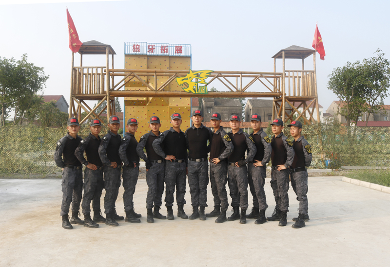 招聘军训教官--荆州狼牙训练基地