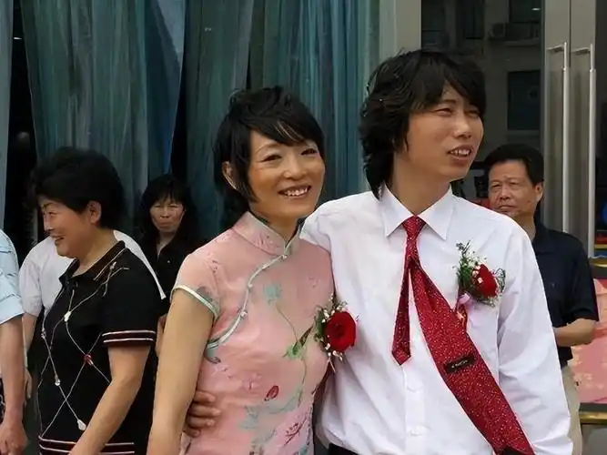 吉他手张超峰的爱情圈套