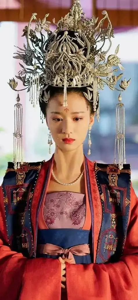 张贵妃 #张妼晗#清平乐 #王楚然 #古风 #古装 #一起 - 抖音