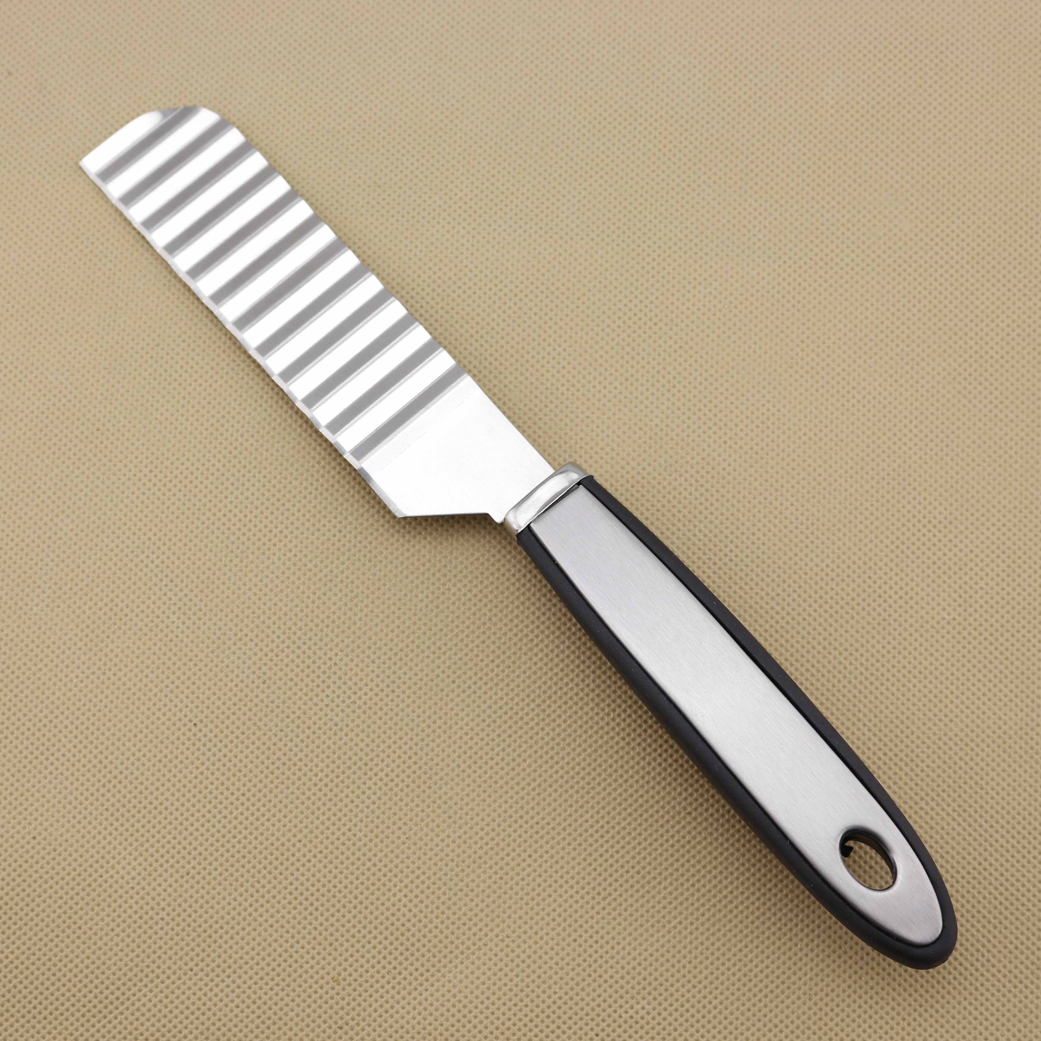 厂家直销跑江湖地摊日用产品不锈钢波浪刀波纹刀