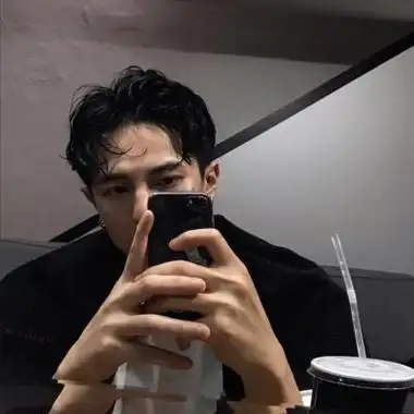 成熟稳重的男生贴吧头像2022独一无二在你的世界走不出去