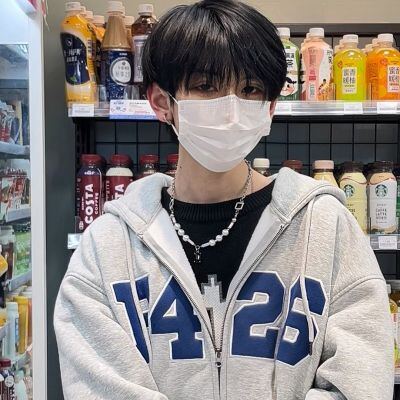 最火爆的网图男生帅气图片优质男生精选高冷微信头像大全