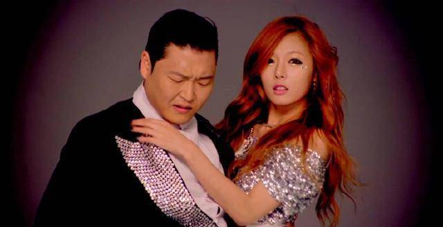 与秀智齐名给鸟叔伴舞,三易组合今单飞,却因模仿宋茜被喷惨?