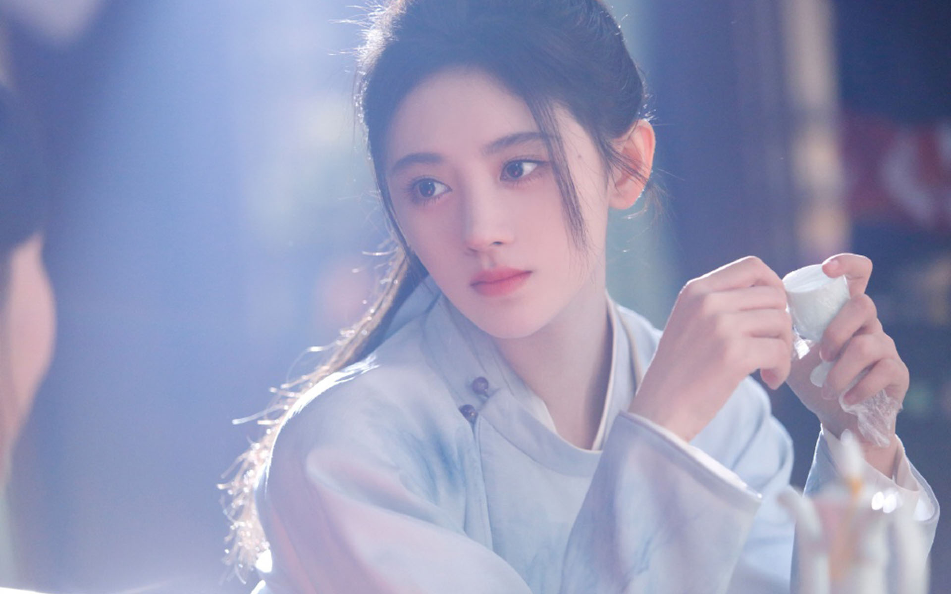 鞠婧祎《如意芳霏》剧照图片壁纸