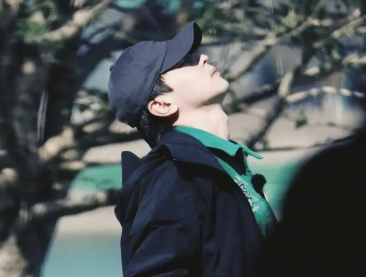 原创原创极限挑战7路透邓伦素颜出镜太惊艳但身材比例翻车了