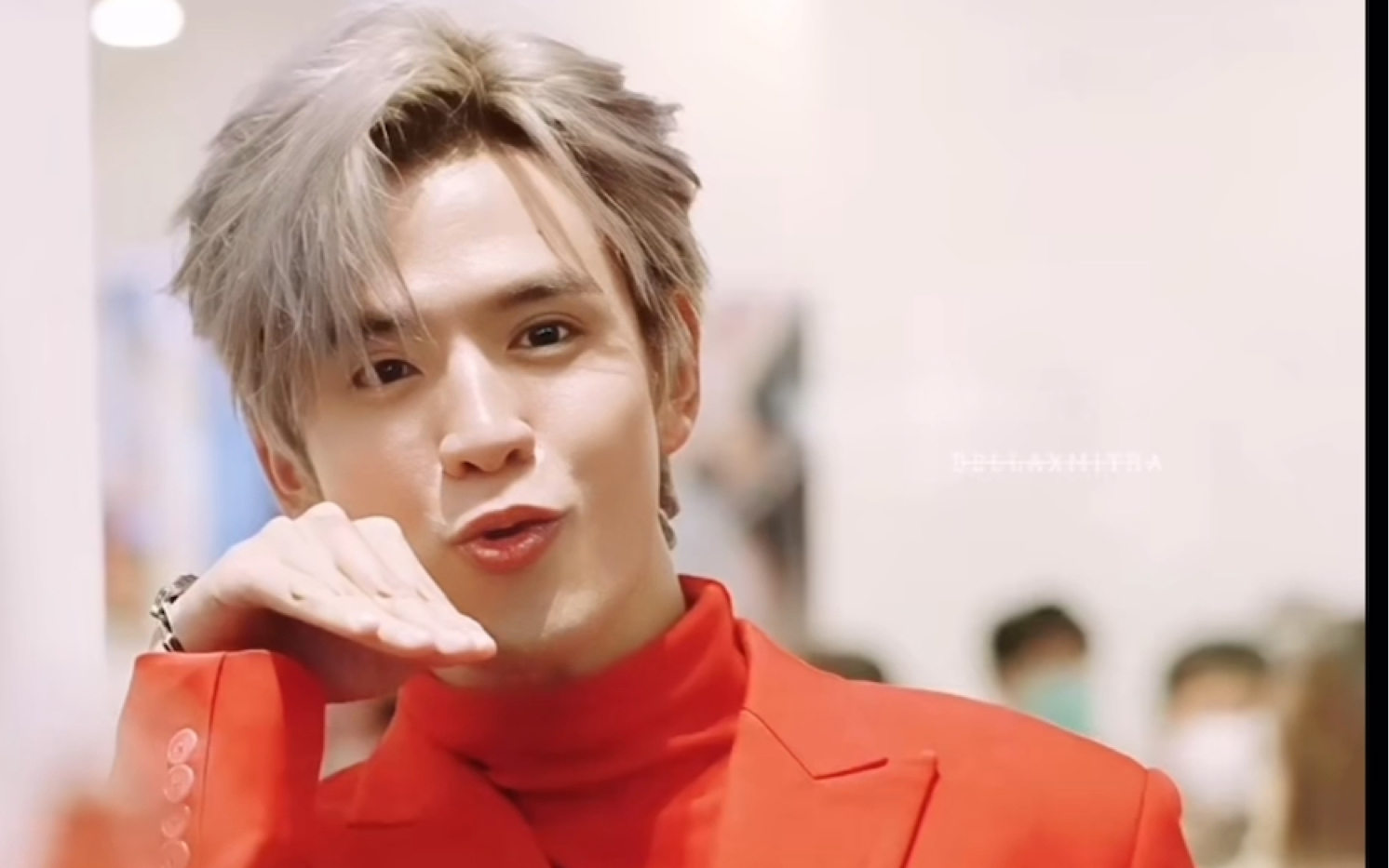 「泰星安利」#泰星人气男星film#粉丝见面会#一袭红衣尽显巨星排面