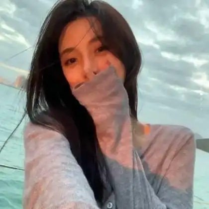 最火小姐姐头像,高清漂亮的抖音网红小姐姐头像图片