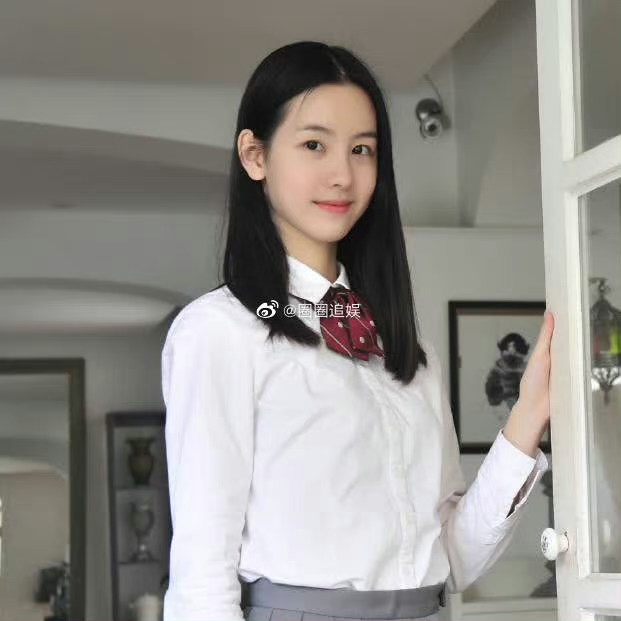 一直都认不清章泽天和陈都灵,只能说两人气质太匹配了. 676767