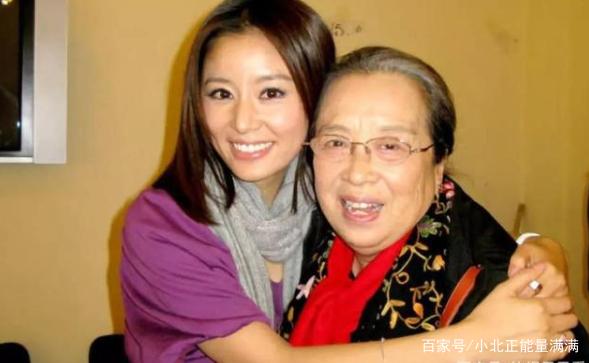 容嬷嬷被误会太久,看到年轻时候的照片:这才是还珠第一美人吧?