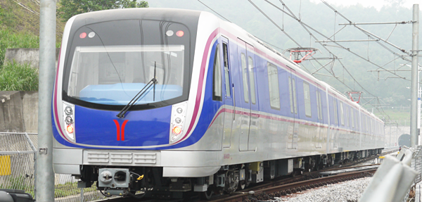 广佛地铁自2007年开始全面动工,计划总投资146.75亿元.