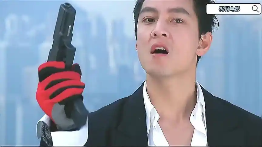 警察故事:吴彦祖出演最帅反派,痛恨警察,心狠手辣,把犯罪当游戏玩