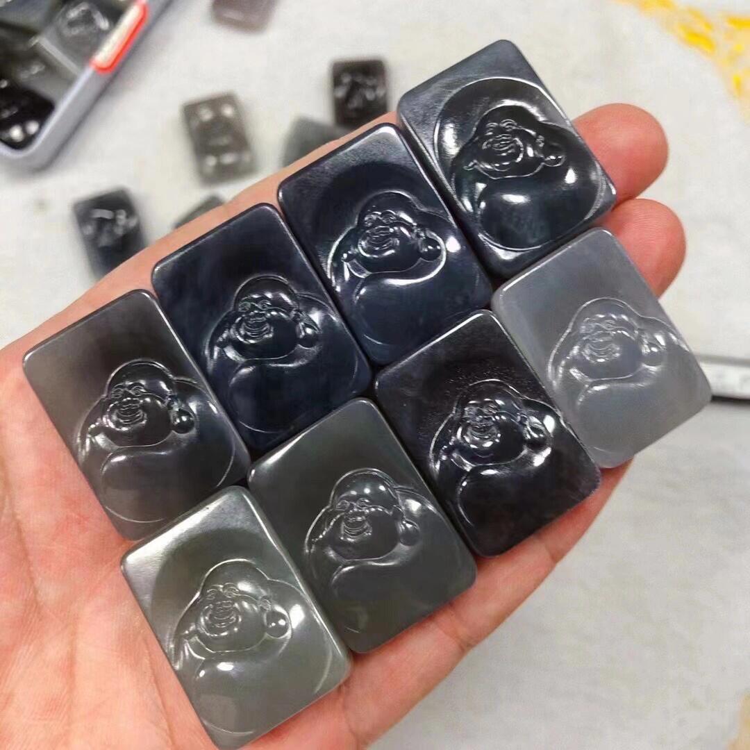 和田玉烟紫佛公牌子 110米/个