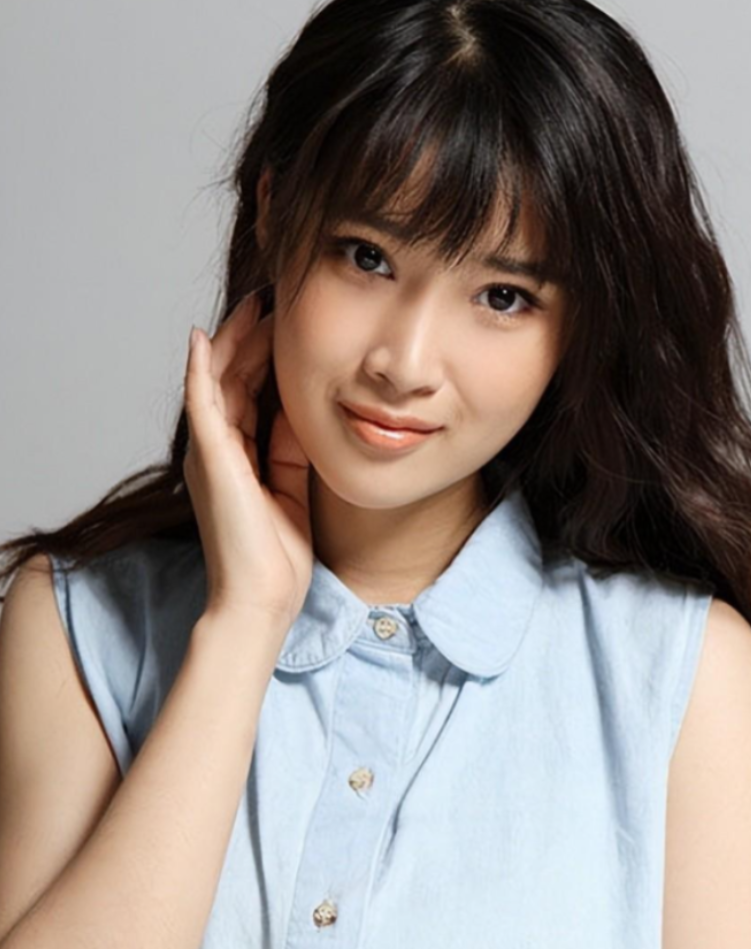 回顾当红女星奚望5岁时父母离异32岁离婚对不起年幼的女儿