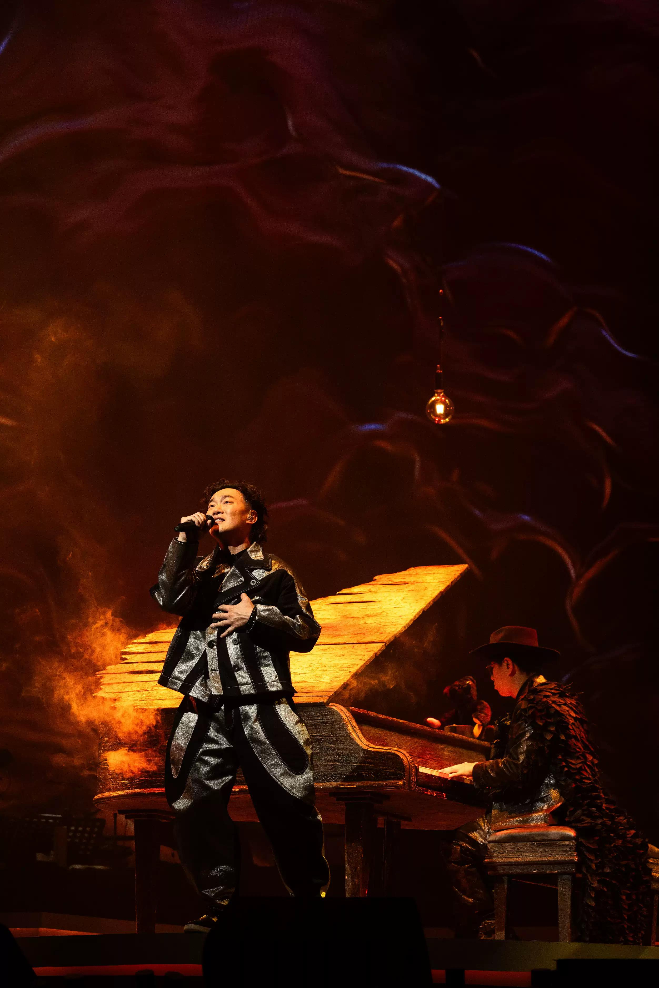 【广州】陈奕迅 fear and dreams 世界巡回演唱会(河马票务)_eason