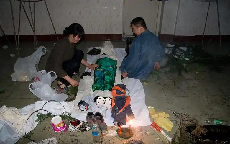 [原]地震之六_都江堰_逝去的生命