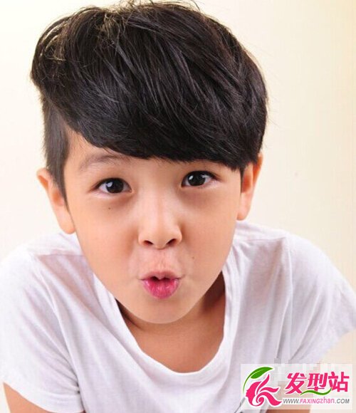幼儿园男孩发型图片时尚萌娃发型大全4
